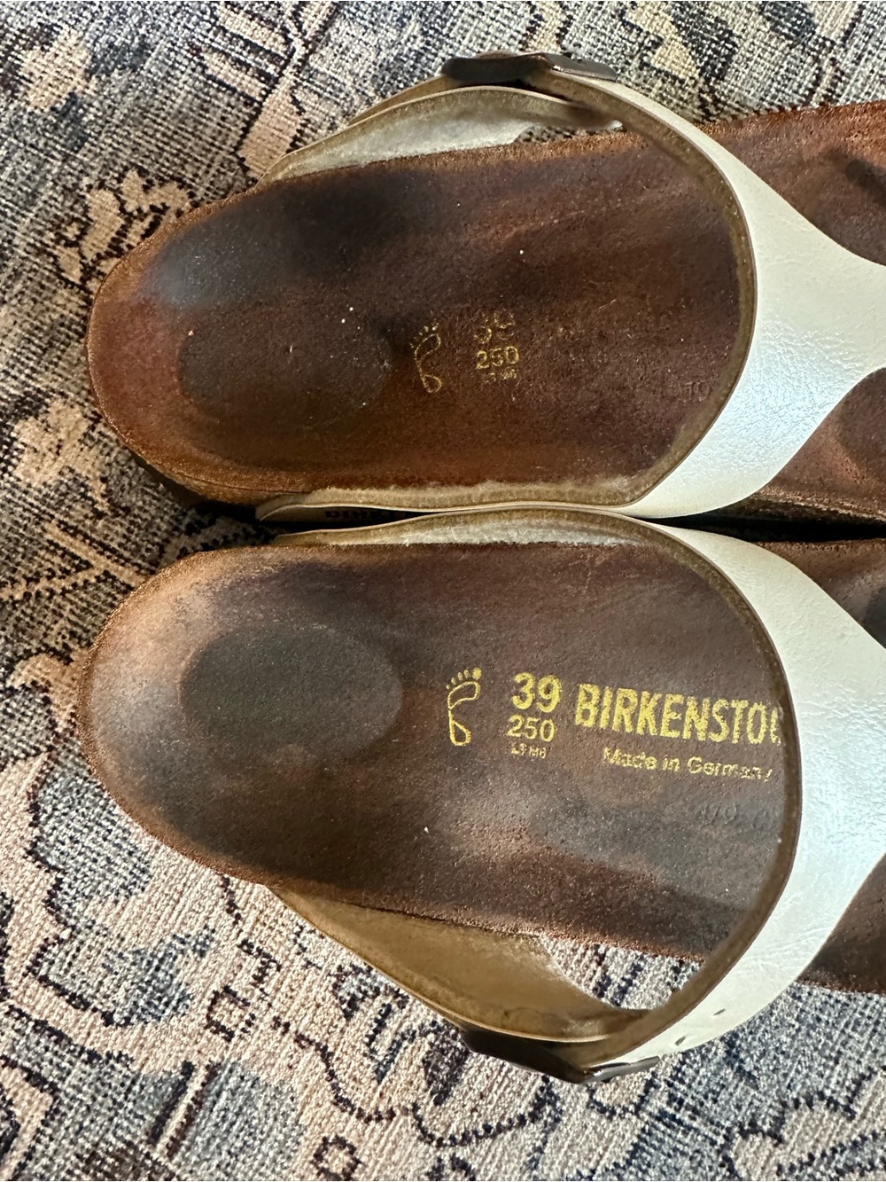 Birkenstock Ivory Gizeh Leather Thong Sandals - Picture 2 of 6